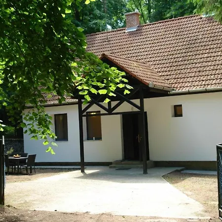Forest Gate Vendeghaz